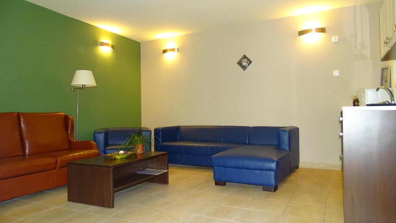 Casa Elysee Hotel Deva Exterior foto